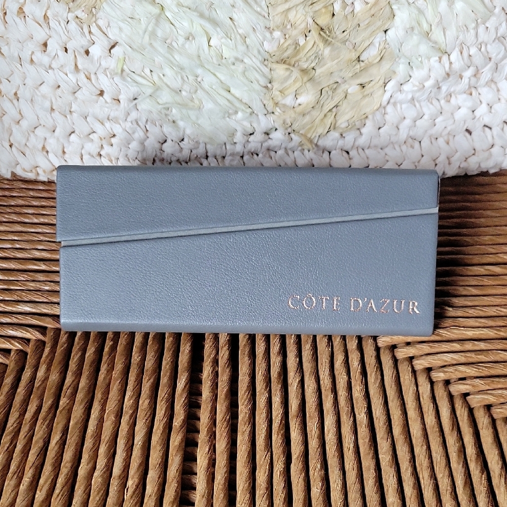 Cote D'Azur Hard shell eyeglasses/sunglass triangular case